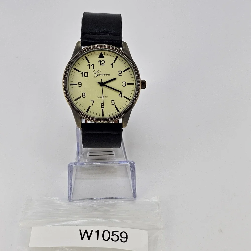 Men's Analog Watch‎ 42MM Cream Dial Black Faux Leather Bands New Battery